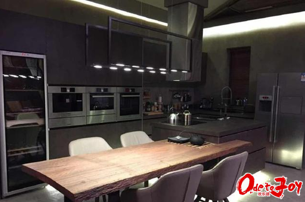 1495605563795358.png 3.png