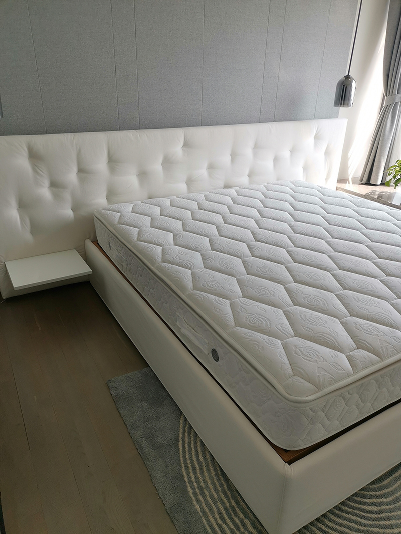 1706689658866309.jpg x.jpg