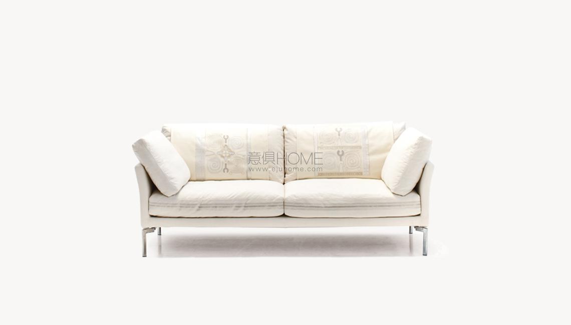 Miss Sarajevo 沙發