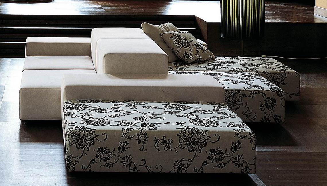 Extra Wall 多人沙發(fā)組合沙發(fā)