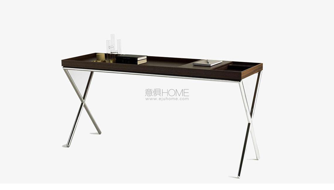 NOVELIST 書(shū)桌