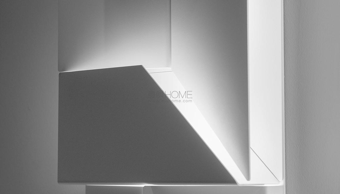 WALL SHADOWS LONG 壁燈