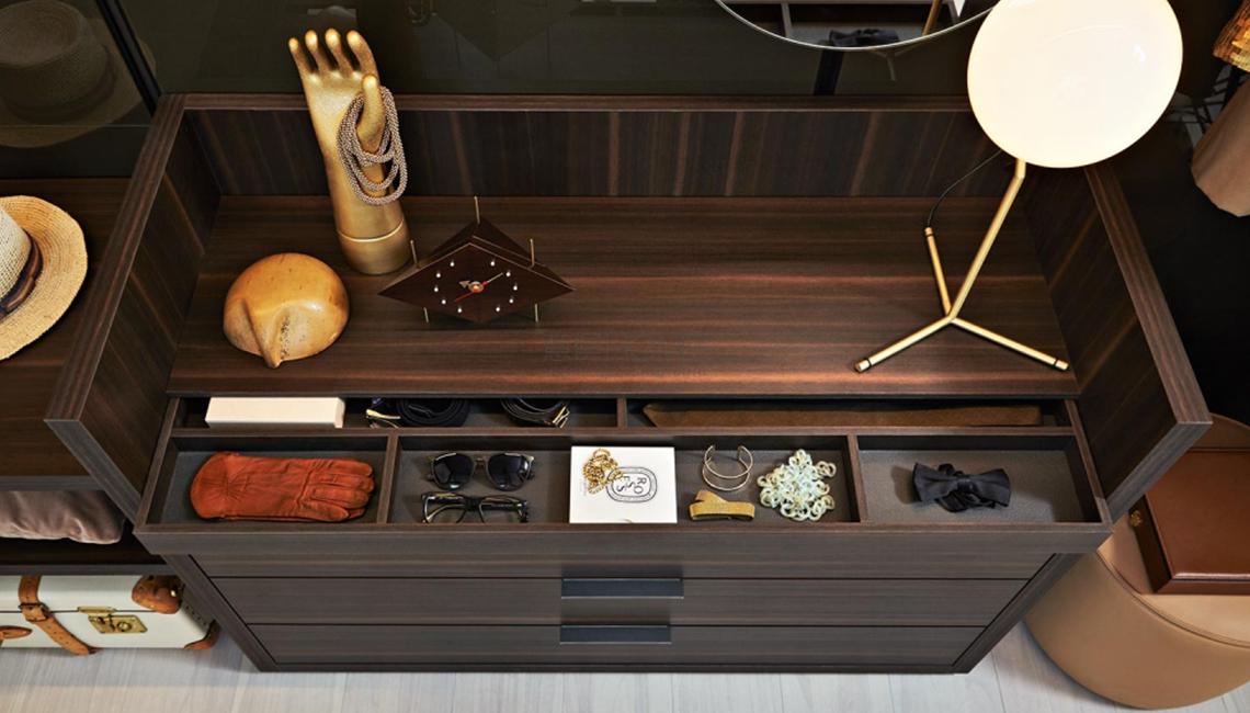 Gliss Master Island  衣柜