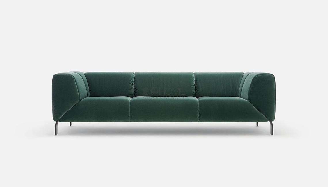 ROLF BENZ 323沙發(fā)