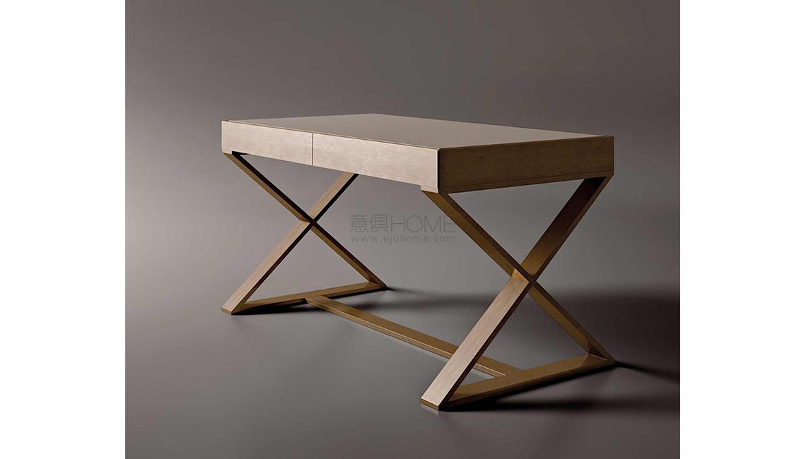 LUDOVICA MASCHERONIXeno書桌