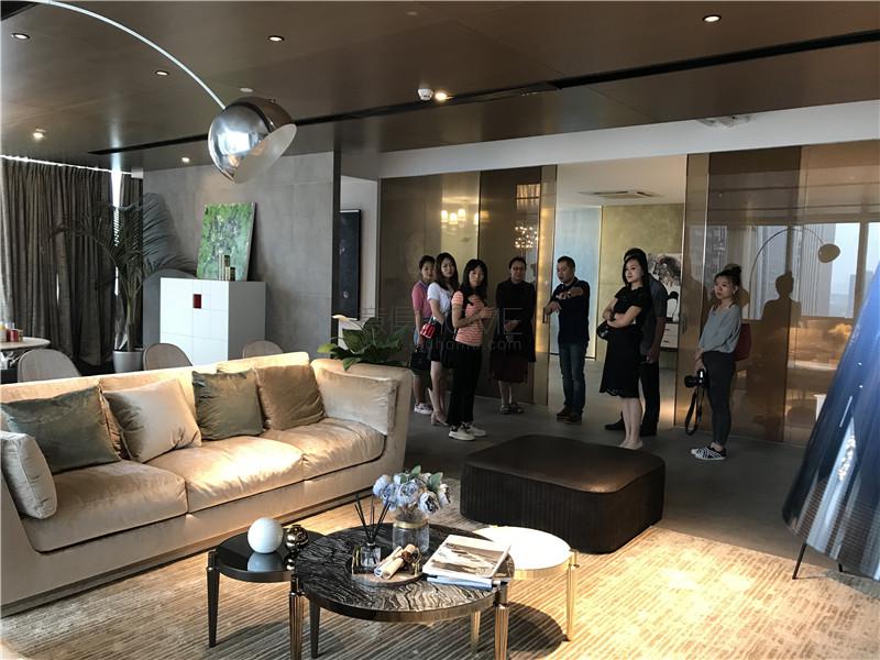 意俱受杭州跨境電子商務協會考察指導，分享意俱創新模式優勢