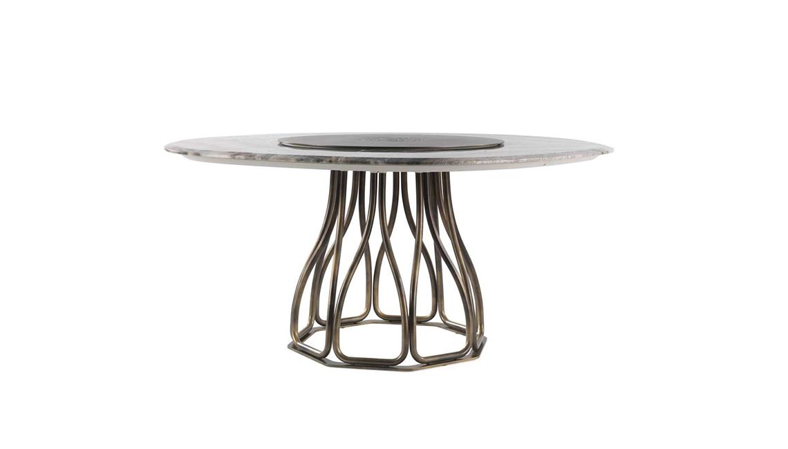 ROBERTO CAVALLINyos餐桌