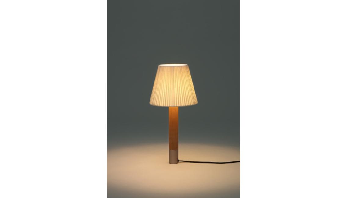 SANTA&COLEBásica臺燈