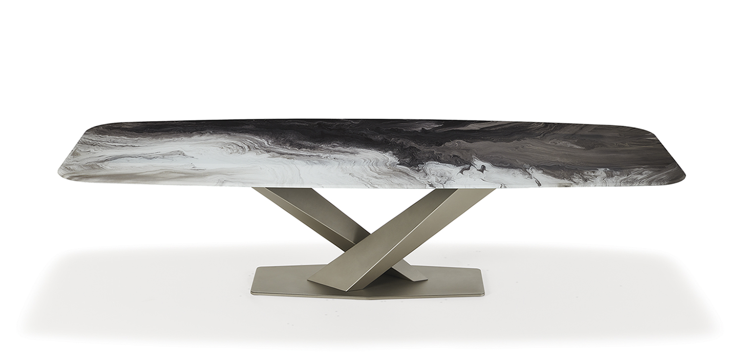 Stratos Crystalart長餐桌