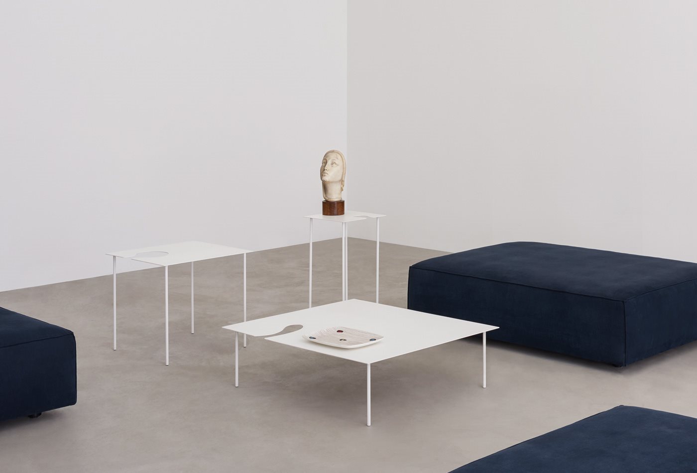 desaltoSmall tables  Consolle 茶幾