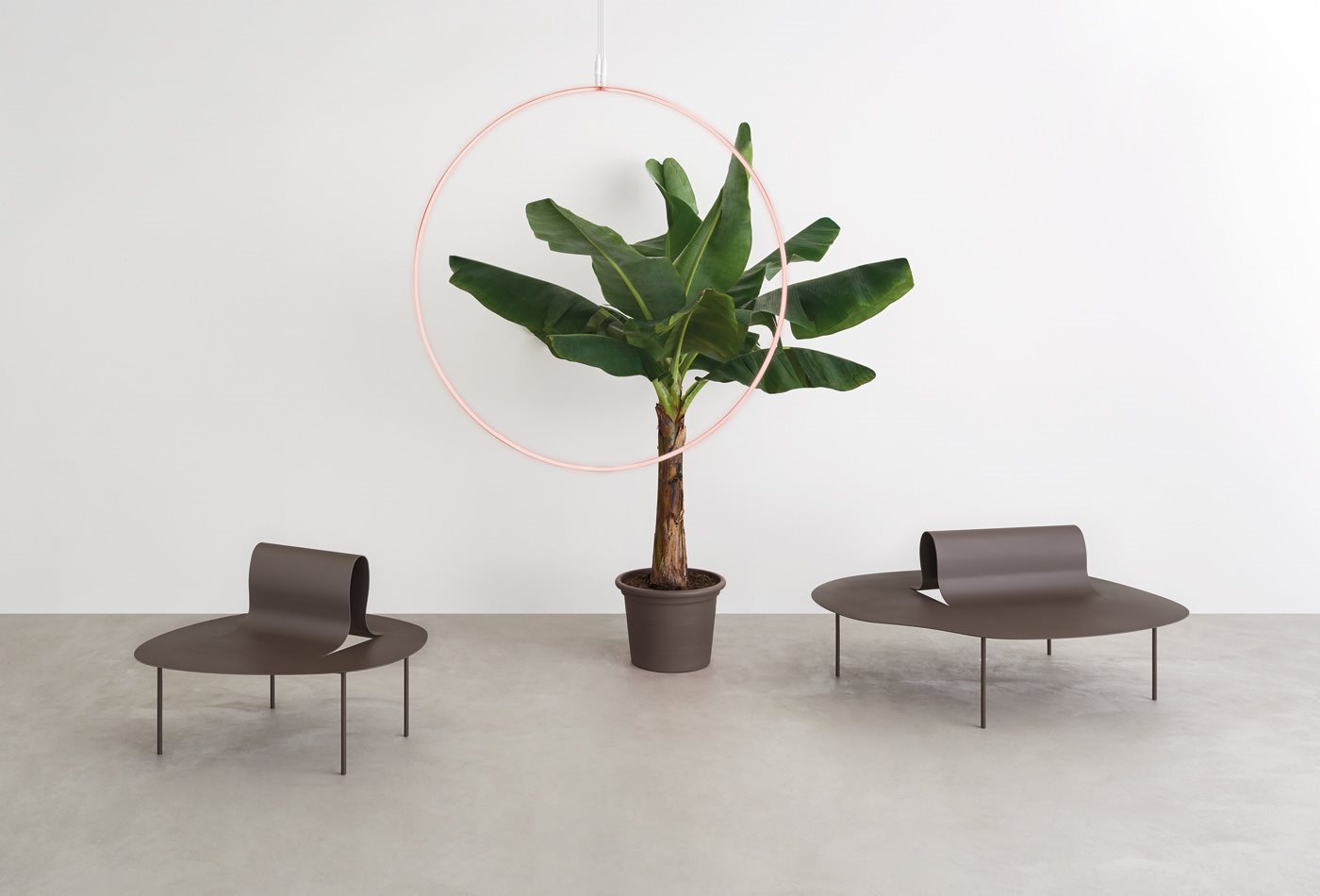 Softer than Steel 休閑椅