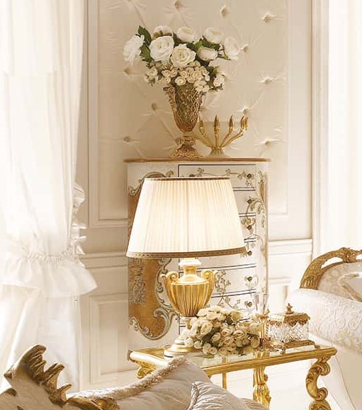 923 帶燈罩臺(tái)燈