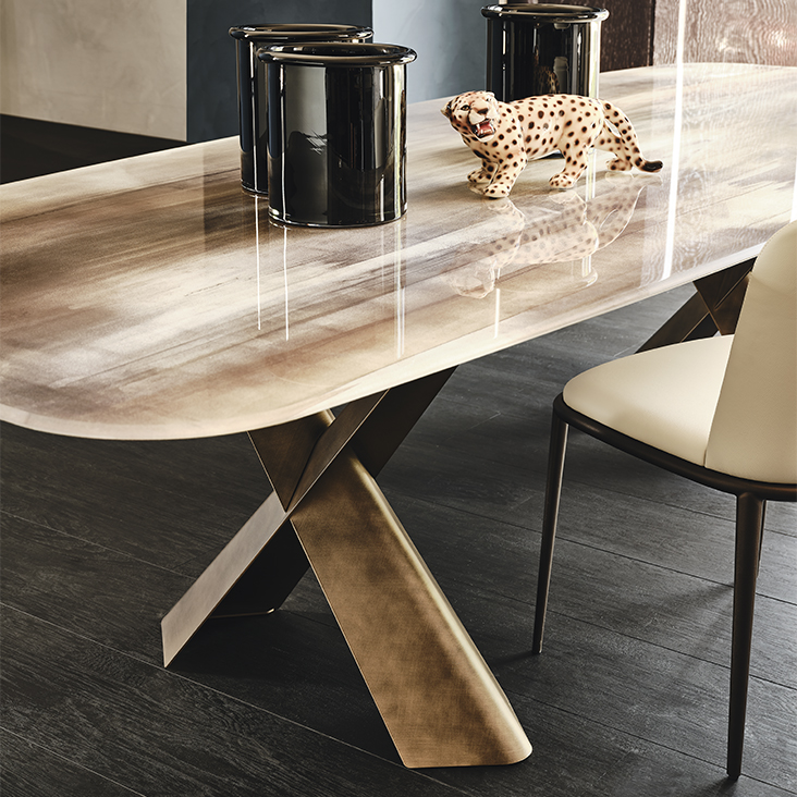 Mad Max Crystalart長餐桌