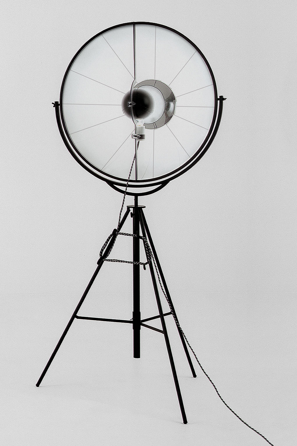 alluccoFortuny Black落地燈