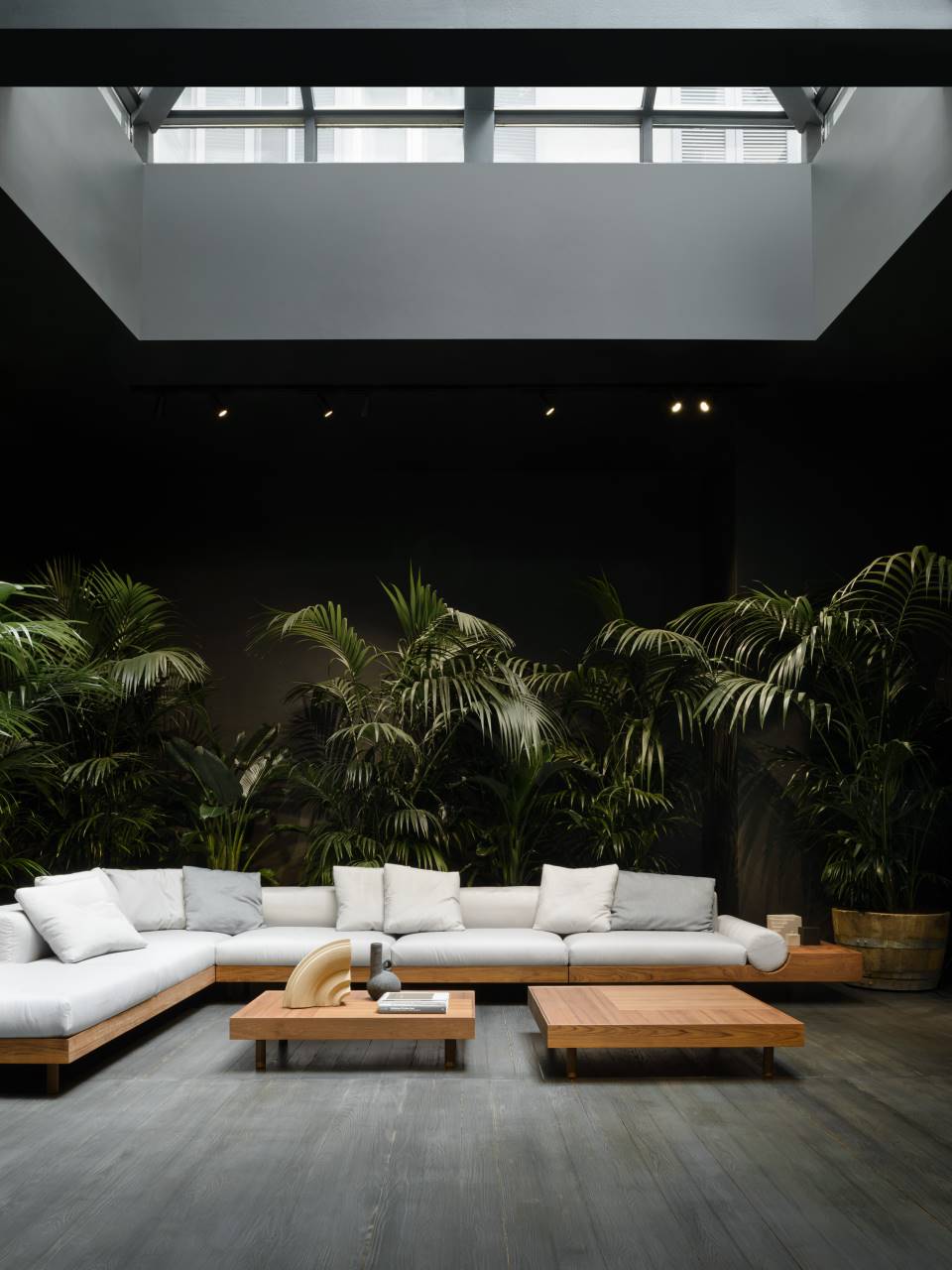 LIVING DIVANIKasbah low table茶幾