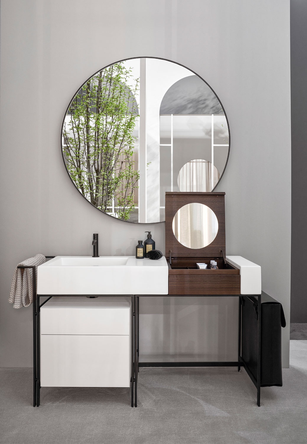 Narciso Vanity帶柜子的洗臉盆