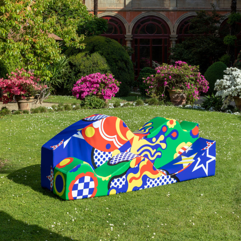 poltronovaFARFALLA多人沙發