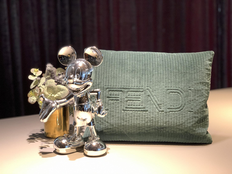 FENDICUSHION抱枕5
