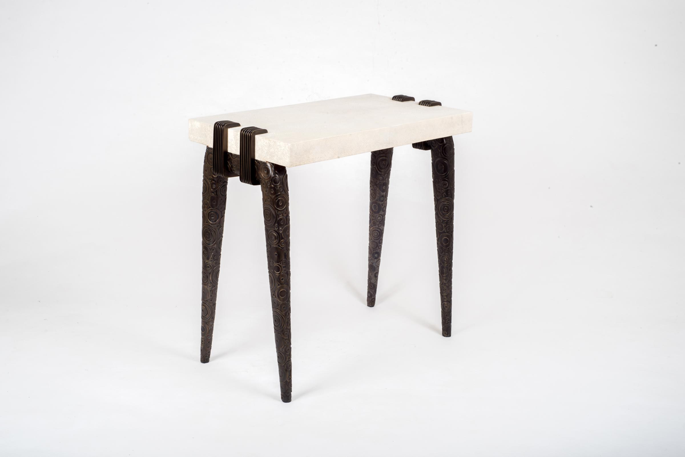 R&Y AugoustiVogue Side Table wMetal Cast Legs邊幾