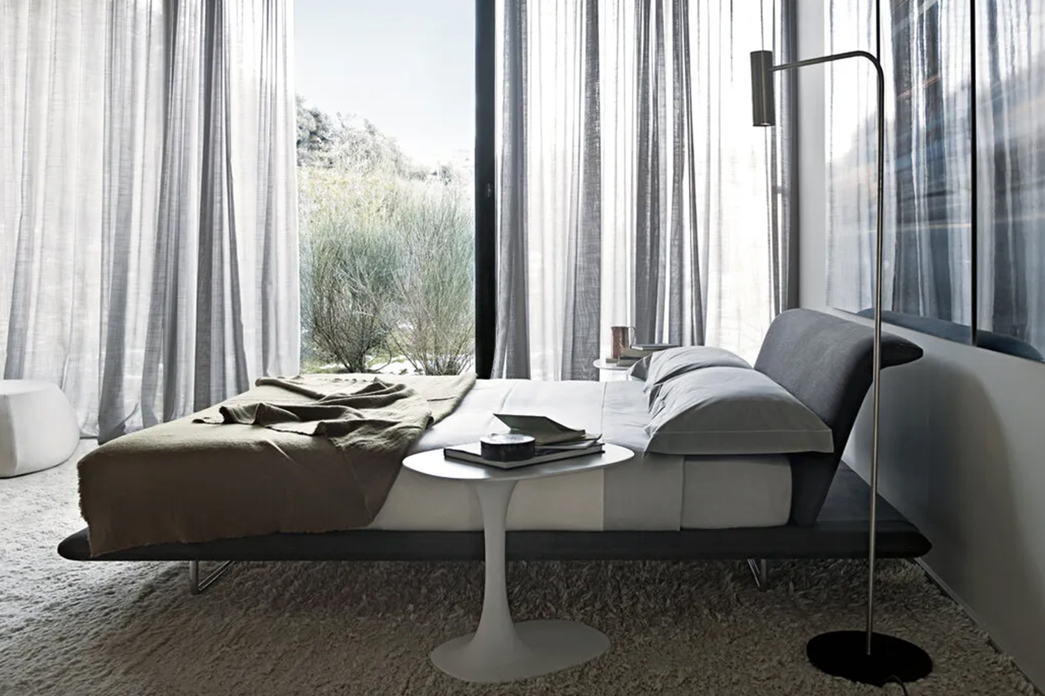 B&B ITALIA簡約低奢