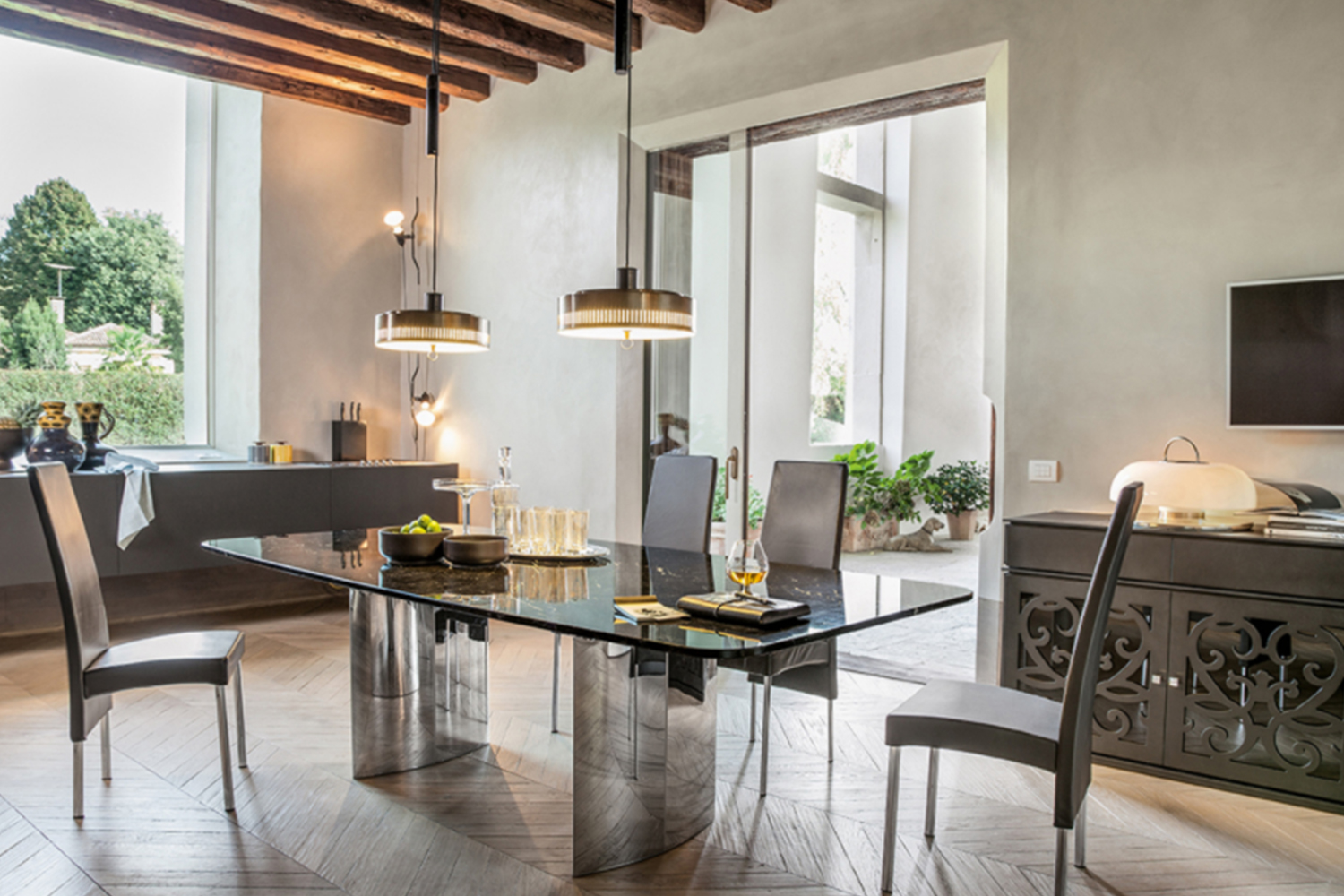 TONINCASA現(xiàn)代簡約